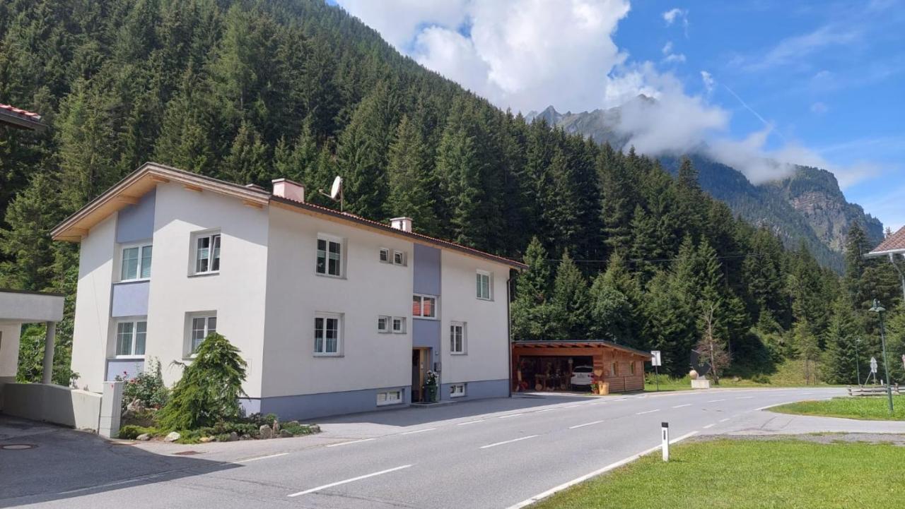 Beim Holzwurm Andy Lägenhet Sankt Leonhard im Pitztal Exteriör bild